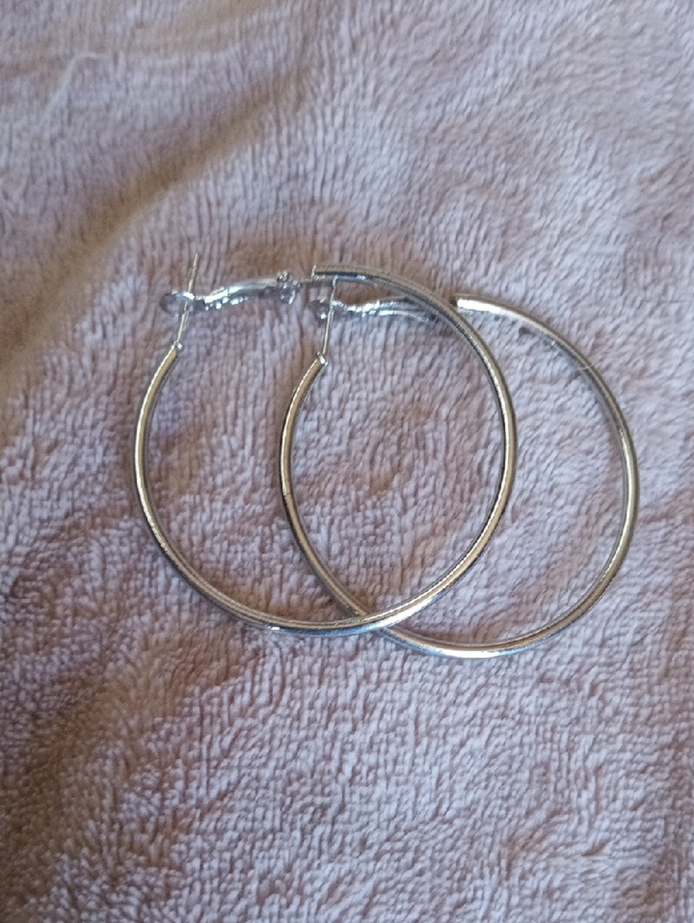 Silver Hoop Earrings - Classic Women Jewelry